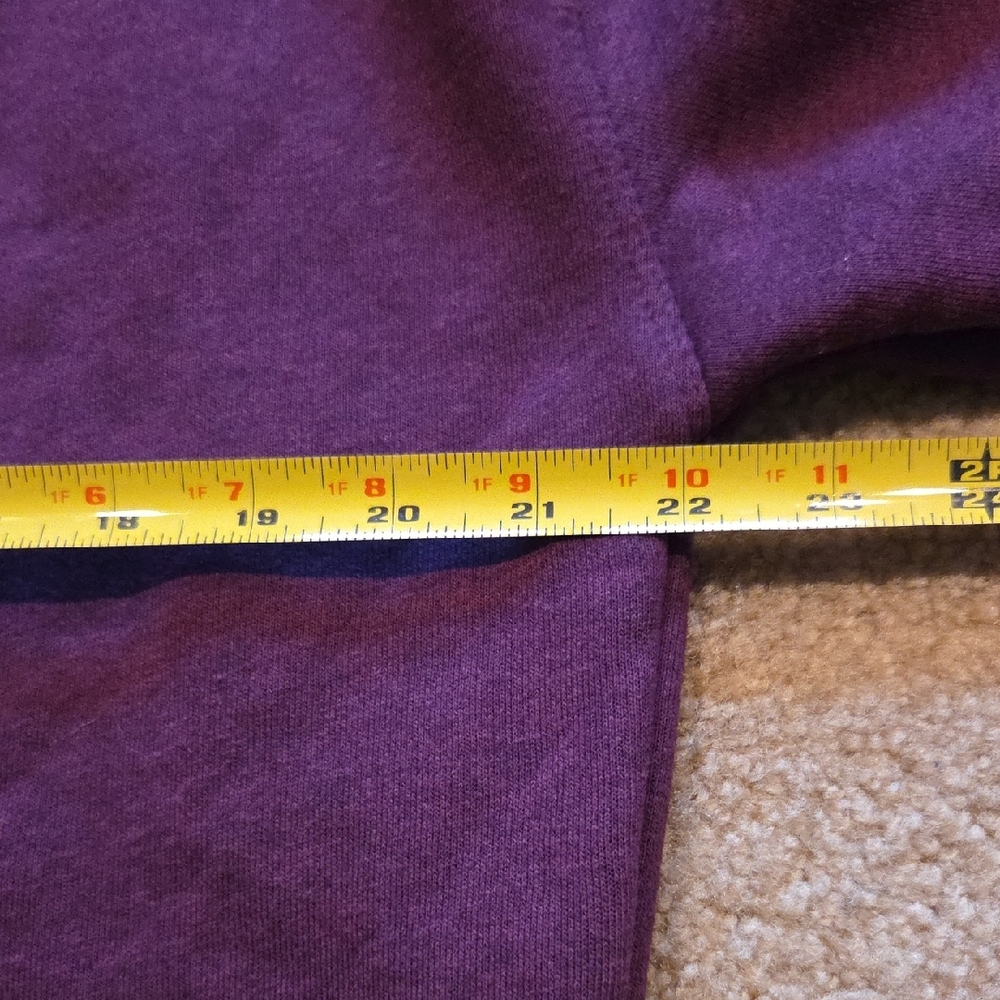 Danskin Crewneck Sweatshirt in Burgundy Sz L NWT Soft Cozy Comfy Casual Giftable - Picture 9 of 12